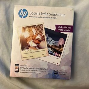 HP Social Media Snapshots
